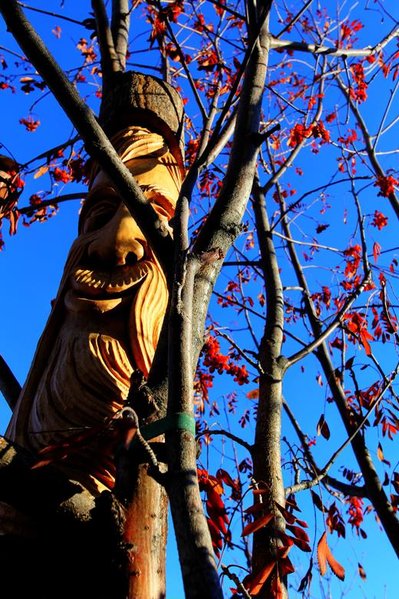 Totem 2 HDR.jpg