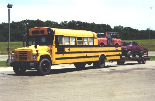 tow bus.jpg
