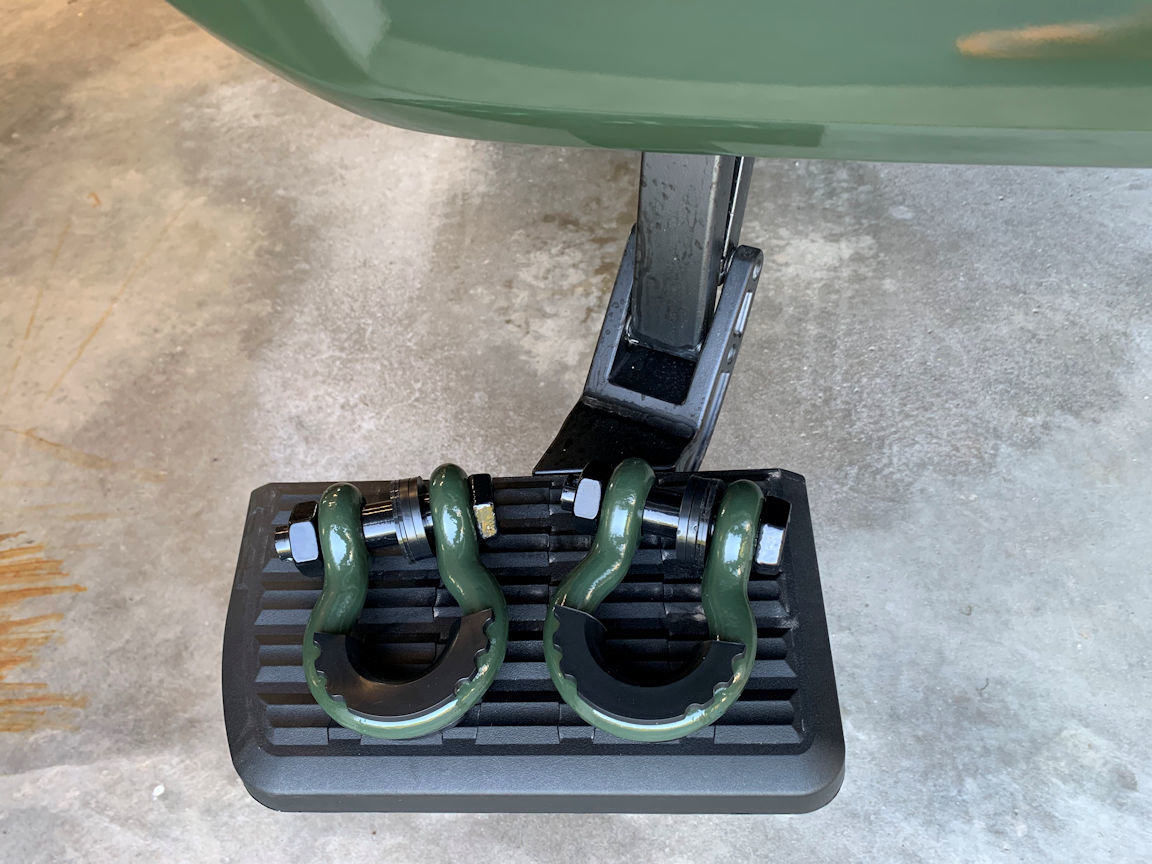 Tow Shackles 2.jpg