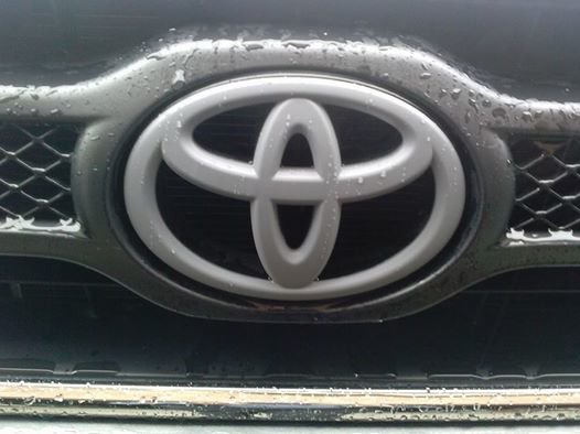 Toyoemblem_zps4c638944_8442e4d3b7f5d4fa6504e7fa504bbbb91616b971.jpg