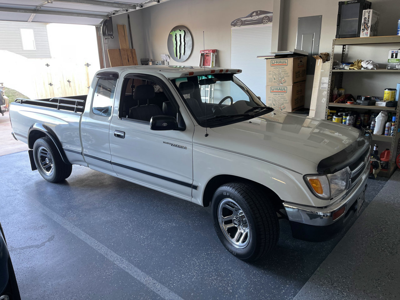 Toyota 1997.HEIC.jpg