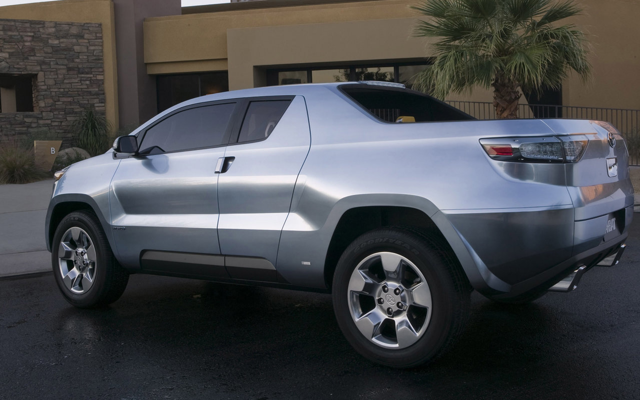 toyota-a-bat-concept-rear-view_765f753f451d75998e24cc3d01bed2160cf5554b.jpg