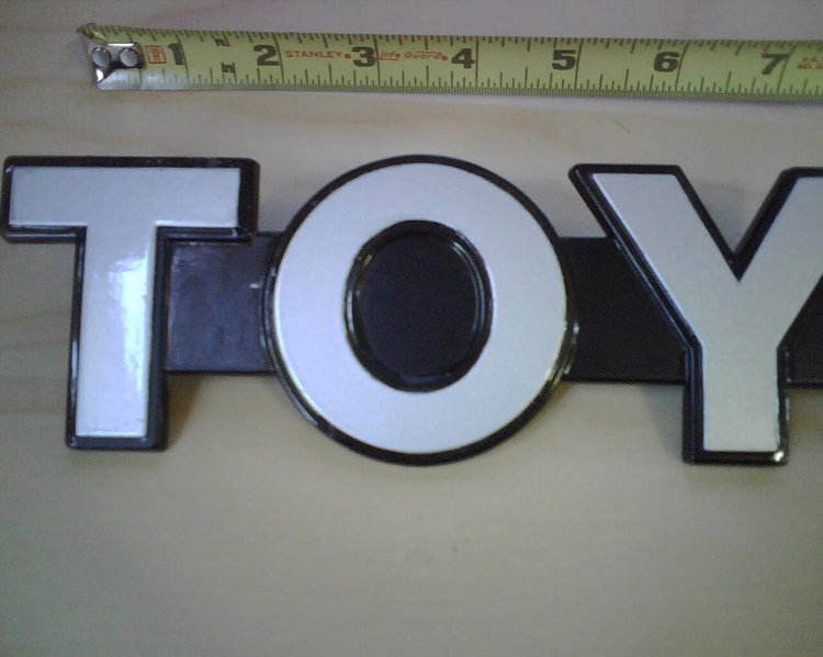 Toyota Badge2.jpg