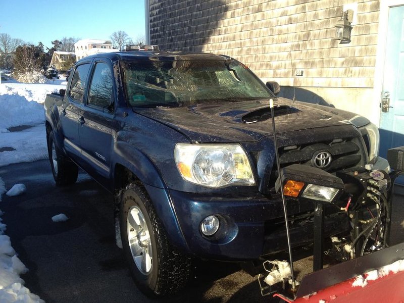 toyota damage.jpg
