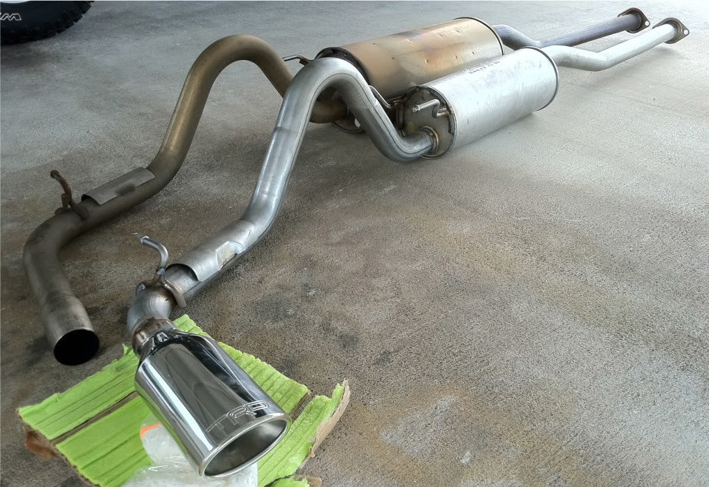 toyota exhaust.jpg