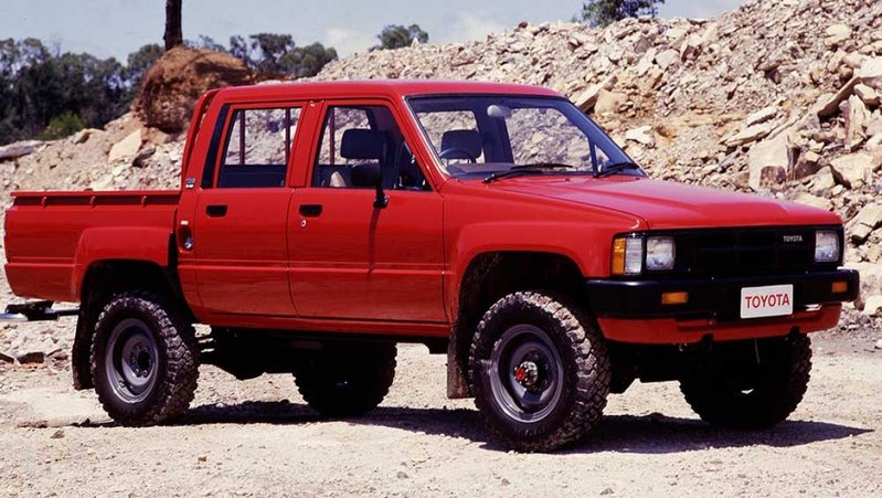 Toyota-HiLux-(4thGen)-N50-N60-N70-series-1984-87(3).jpg