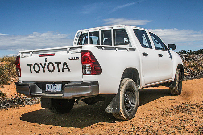 toyota-hilux-4x4-workmate-side-rear_zpsr_4f3ef17380d780c486daf9d3c32655e742829927.jpg