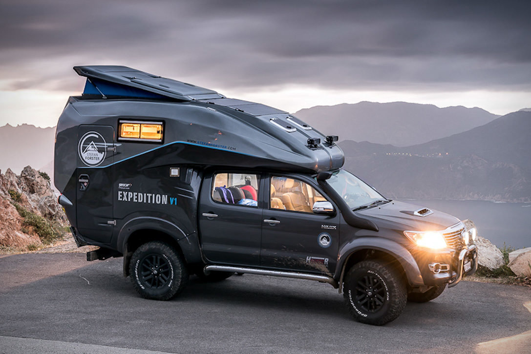 Toyota-Hilux-Expedition-V1-Camper-01-1087x725.jpg