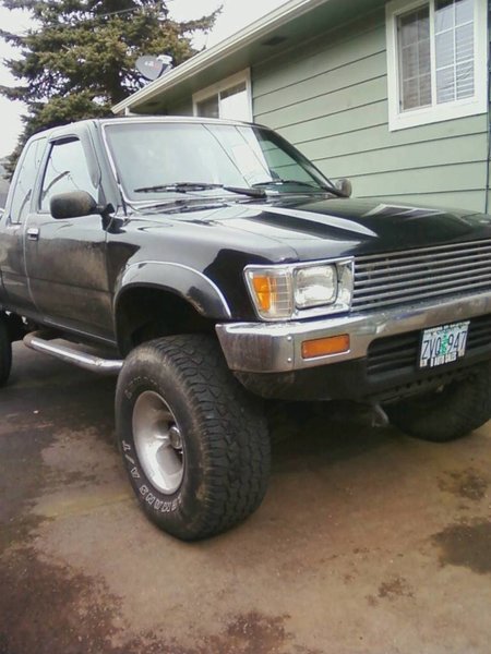 toyota pickup 1.jpg