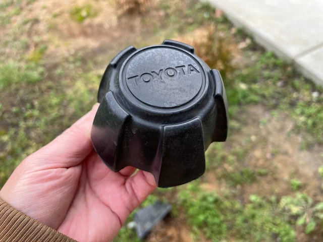 Toyota-Pickup-Oem-Wheel-Center-Cap-Black-Finish.jpg