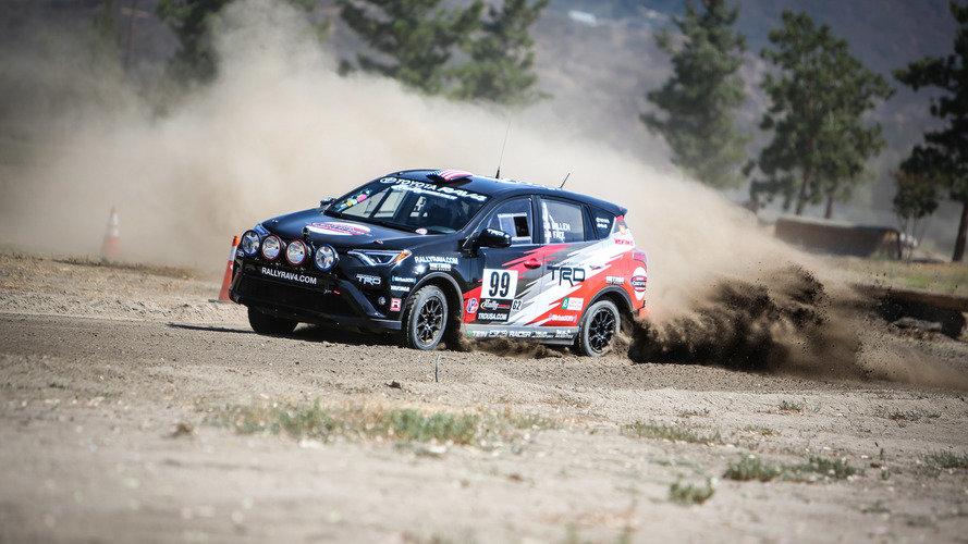 toyota-rally-rav4.jpg