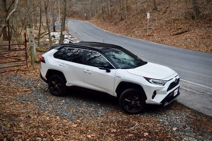 toyota-rav4-hybrid-2-416x416.jpg