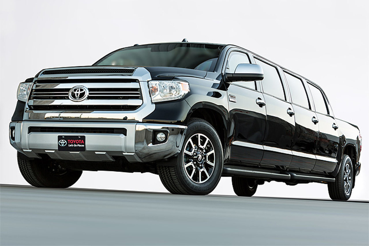 toyota-stretches-the-limits-with-a-4x4-tundrasine-limo.jpg