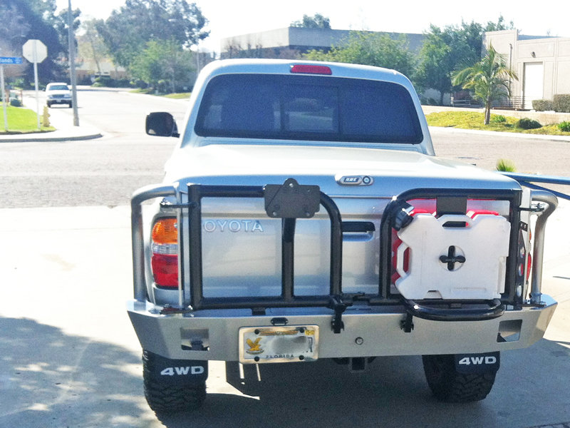 toyota-tacoma-2001-2004-rear-bumper-3.jpg