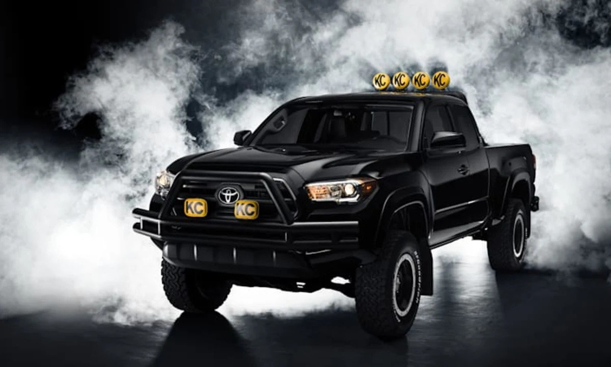 toyota-tacoma-bttf-concept-01.jpg