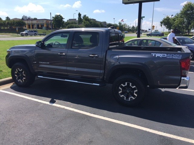Toyota Tacoma.jpg