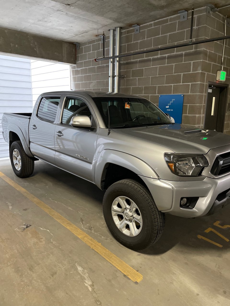 Toyota Tacoma.jpg