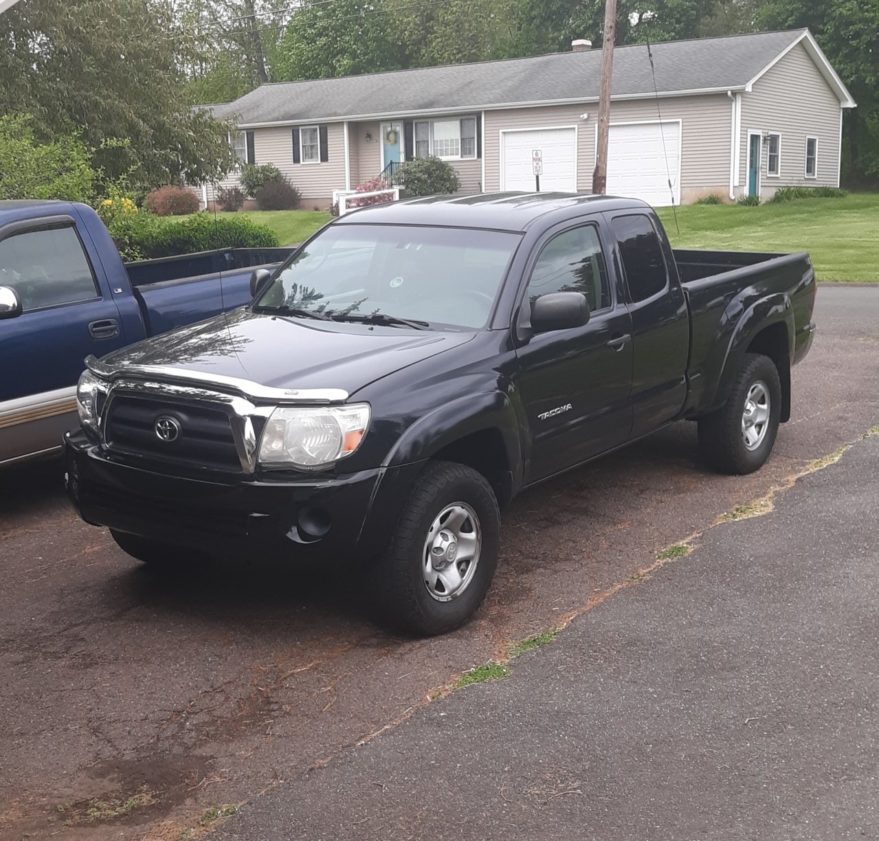 Toyota Tacoma.jpg