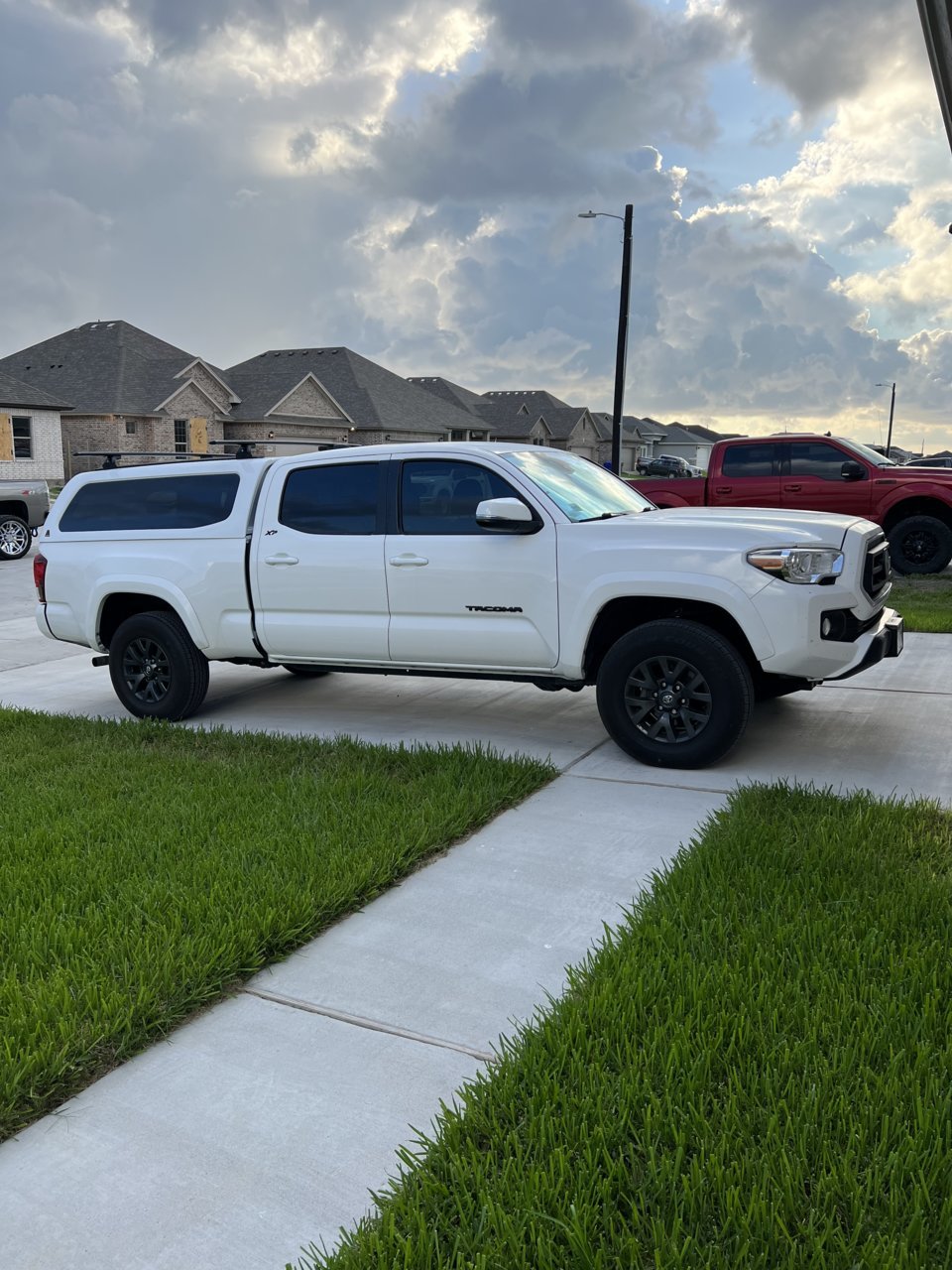 Toyota Tacoma.jpg