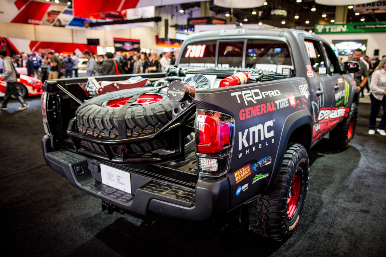 Toyota-Tacoma-TRD-Pro-Race-Truck-2.jpg