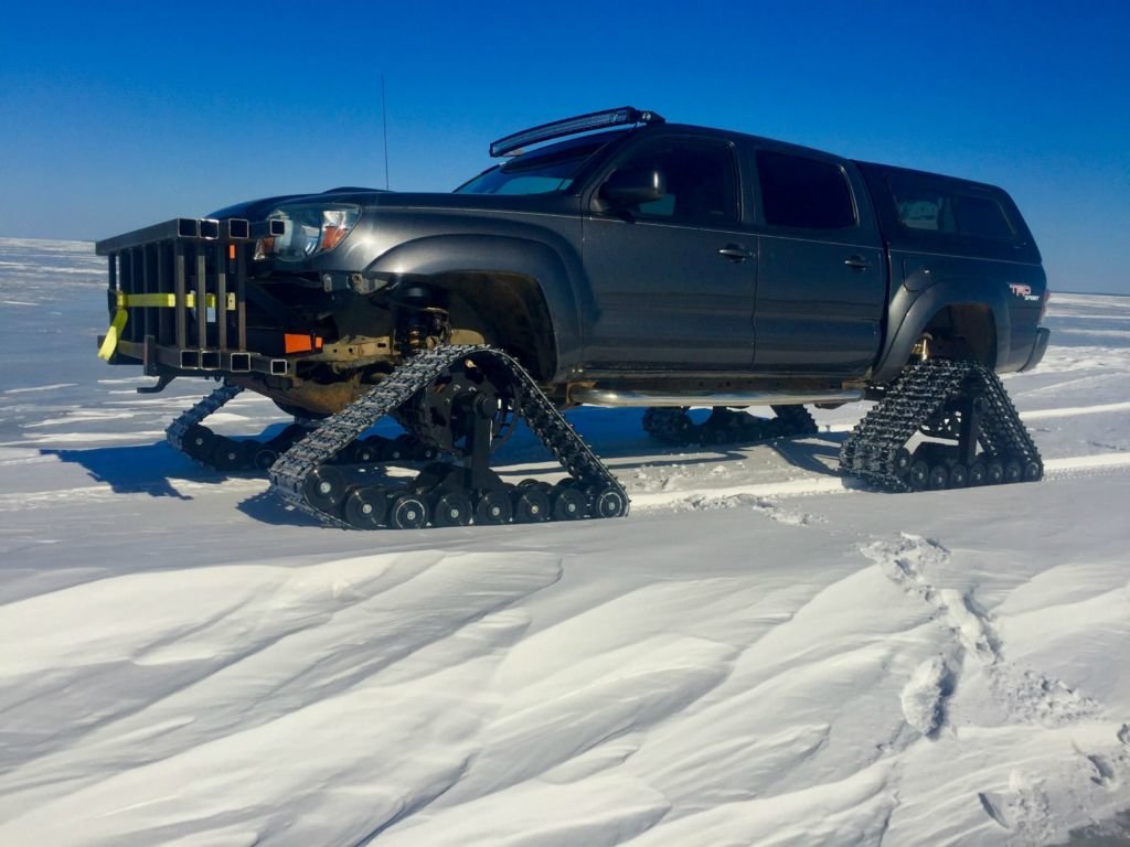 Toyota-Tracks-on-Ice.jpg
