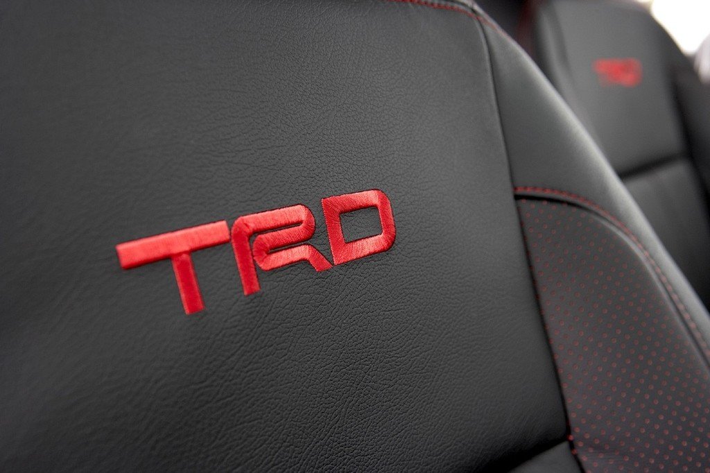 toyota-trd-hilux-australia-2008-7_7372f2481a30e1cfcc5452a67e046df8e23685cd.jpg