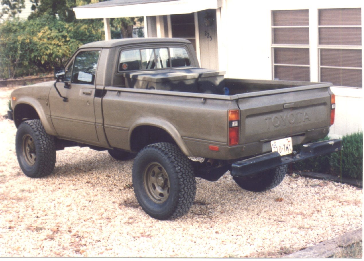 TOYOTA1.jpg