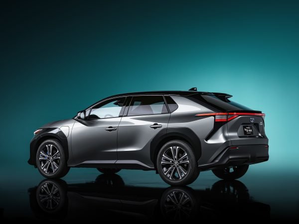 Toyota_bZ4X_Concept_003-600x450.jpg