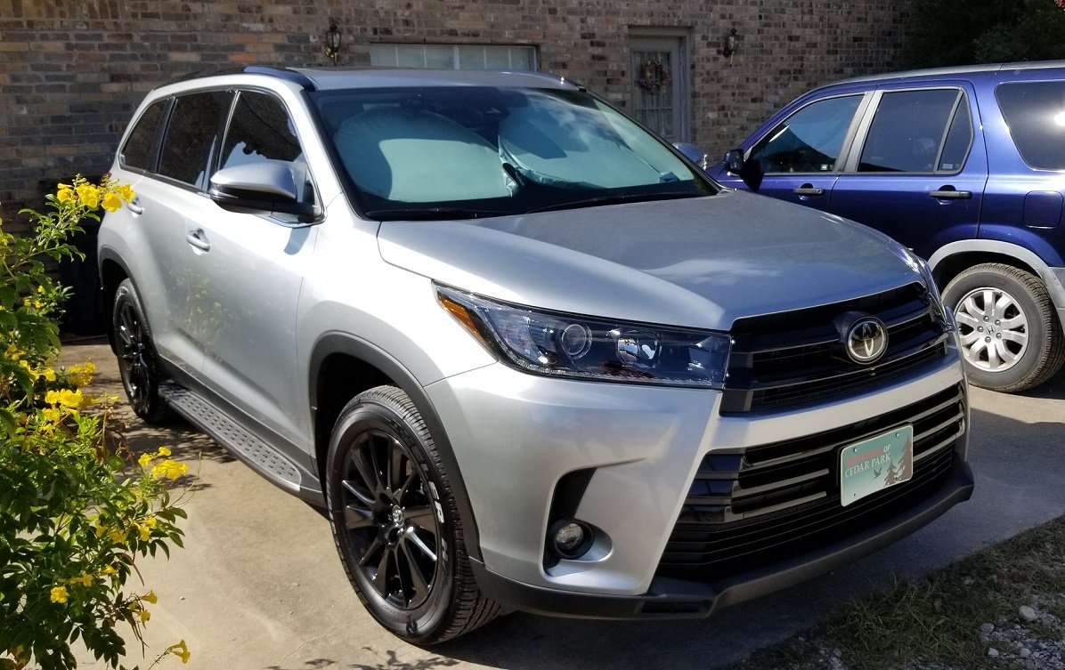 Toyota_Highlander_SE.jpg