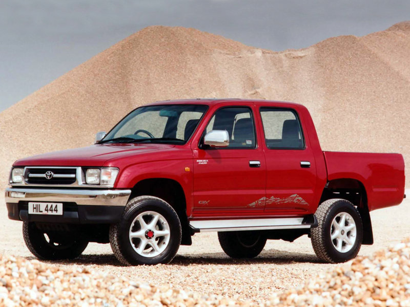 toyota_hilux_double_cab_32.jpg