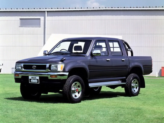 toyota_hilux_double_cab_jp-spec_1.jpg
