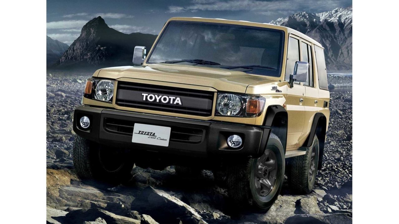 toyota_land_cruiser_70th_anniversary_edition_exterior_cb12e28787fa8ef9192f2a3b79648fcb895d2abb.jpg