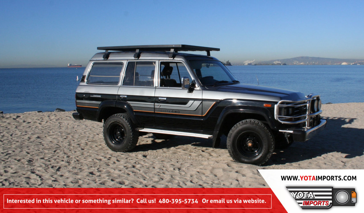 Toyota_Land_Cruiser_HJ61_Black_Retro_001.jpg