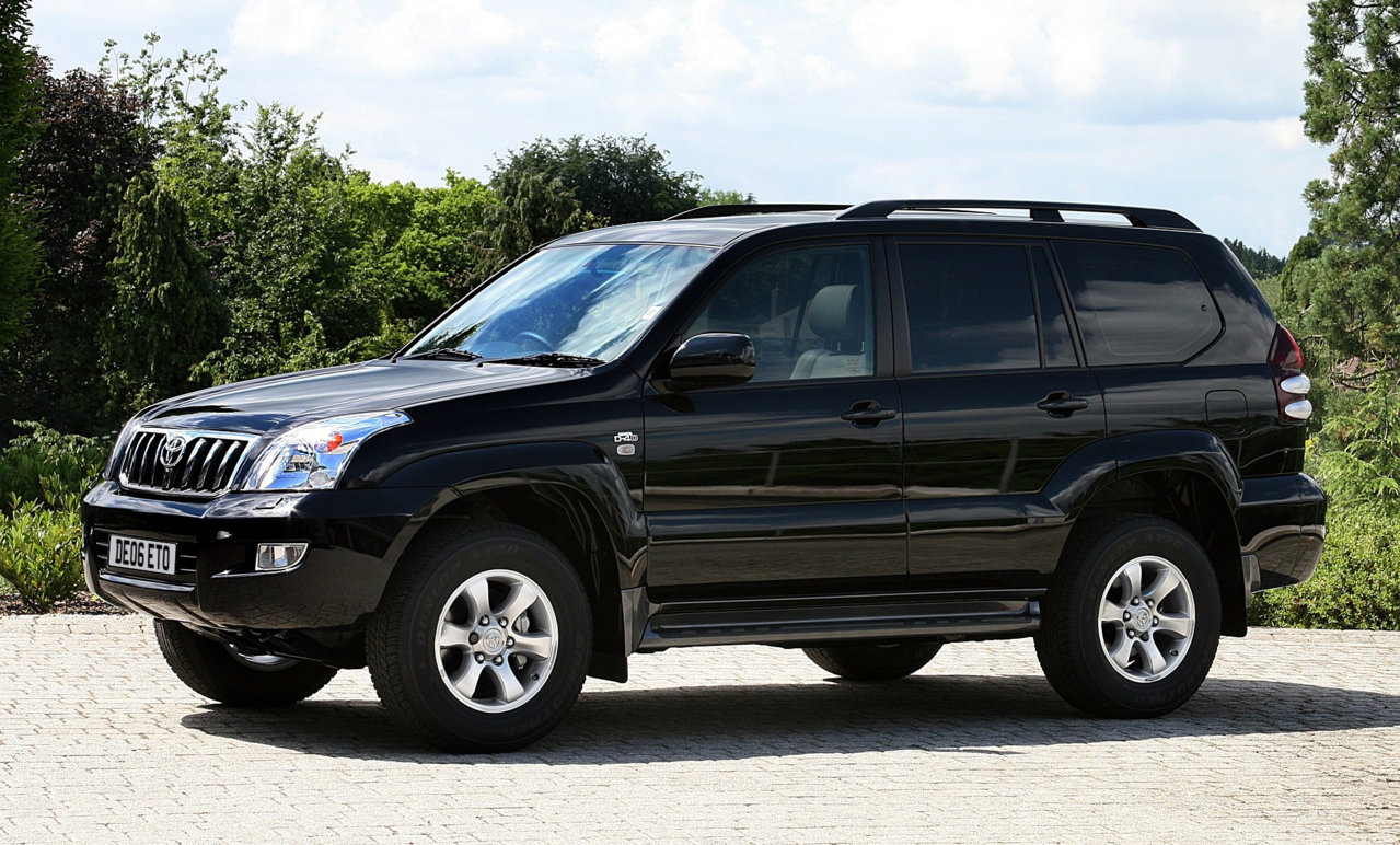 toyota_land_cruiser_prado_invincible_5-door_1.jpg