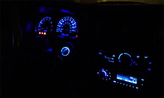 toyota_tacoma_1stgen_fullblue_led.jpg