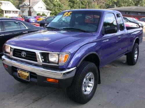 toyota_tacoma_95_8K6_11.jpg