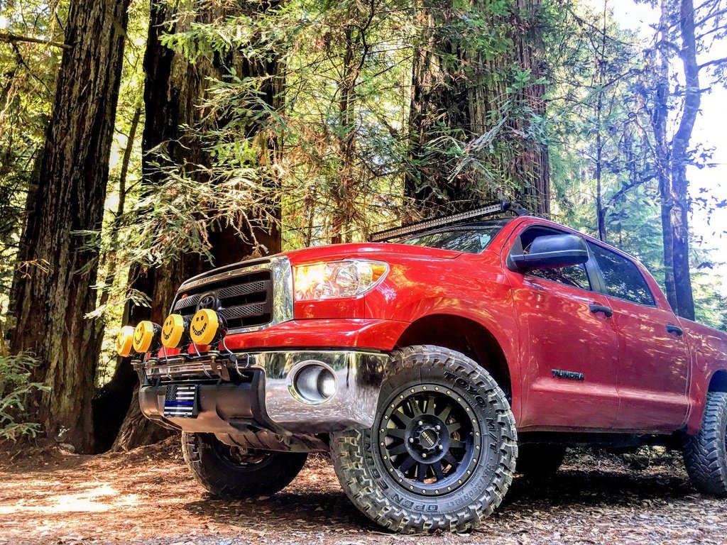 toyota_tundra_ce_daylighter_cbd3fd056b9b0fbab7ee62f0c25019db40327fae.jpg