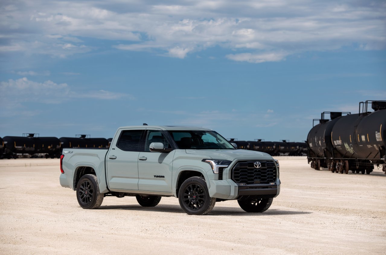 toyota_tundra_trd_sr5_crewmax_12.jpg
