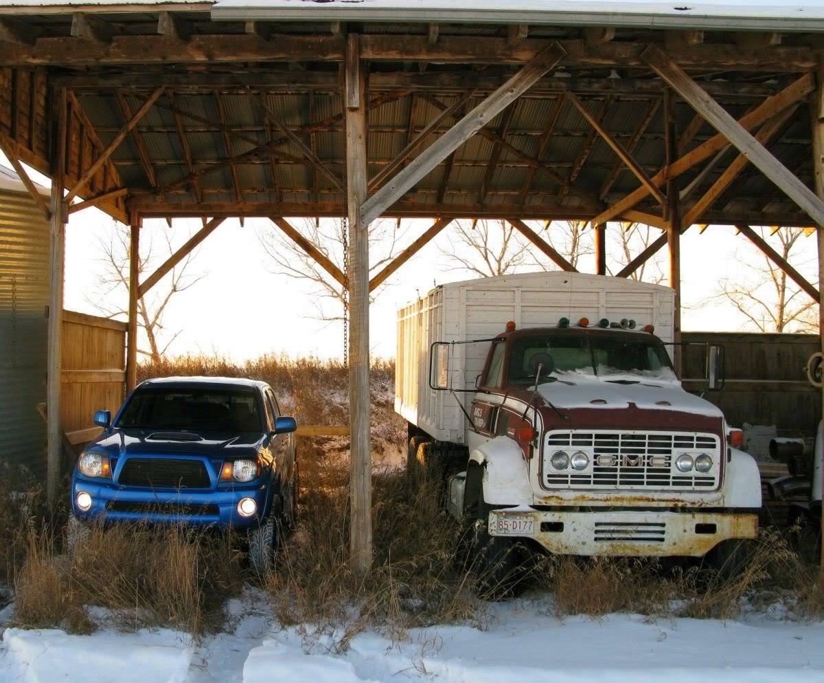 ToyotaandGMC2-2_6f59d60b93127475b38ef73d06c86ff6b47c7384.jpg