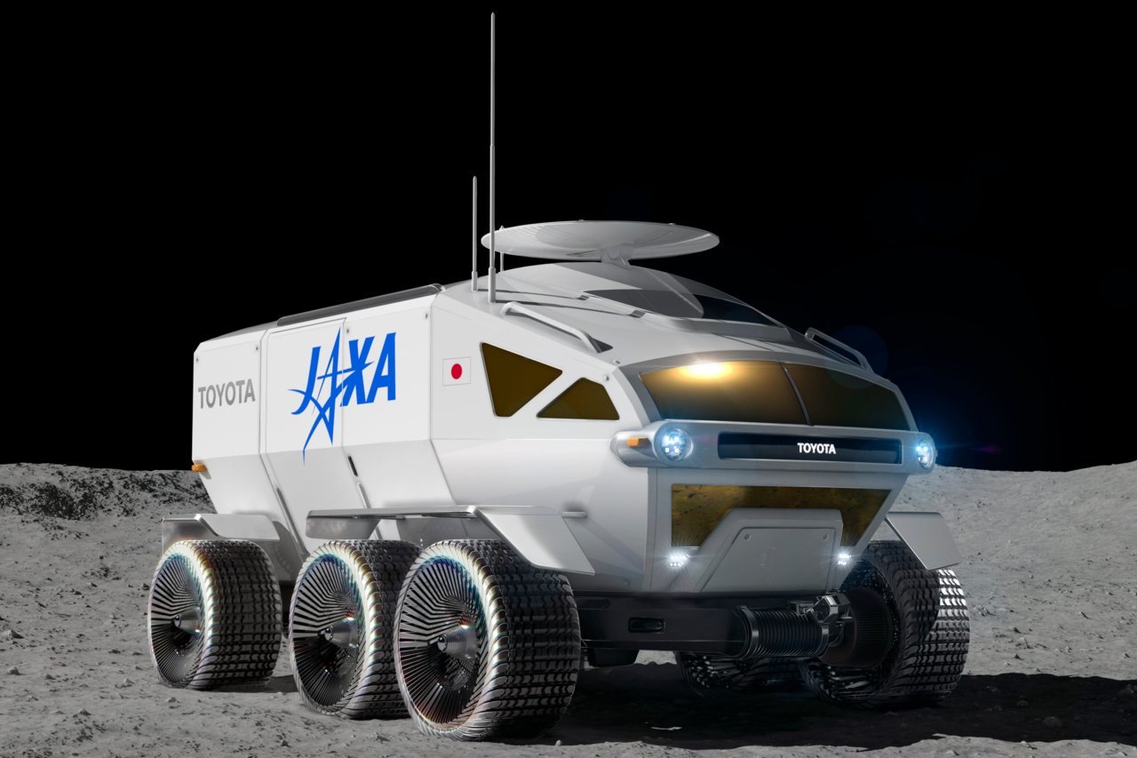 ToyotaLunarCruiser20190312_01_01_2.jpg