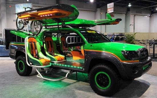 toyotas-tacoma-atg-with-gull-wing-doors-02.jpg