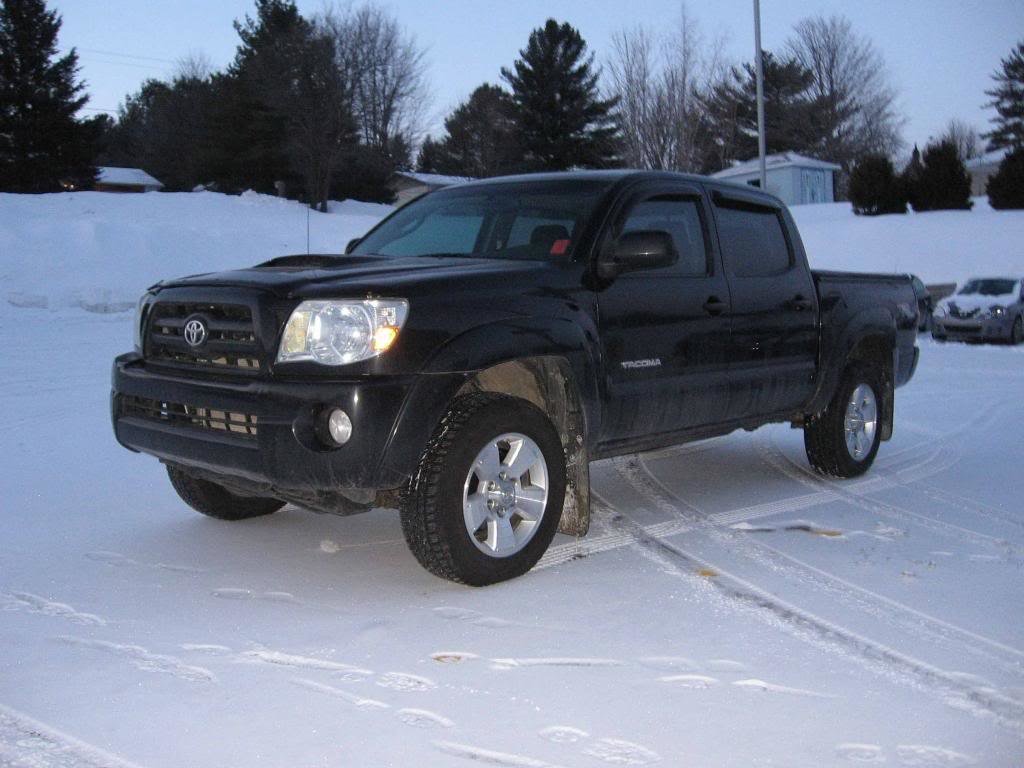 ToyotaTacoma001_109aac08eb1d24ca324b91f79e1e08a2bb4fd61f.jpg