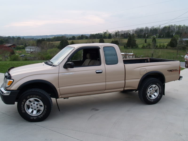 toyotatacoma040808005_5cf8a15d15b404d17dc58855b1759f16e72febd6.jpg