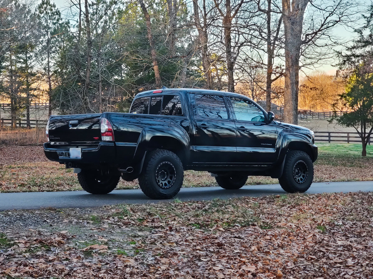 ToyotaTacoma_MR-208.jpg