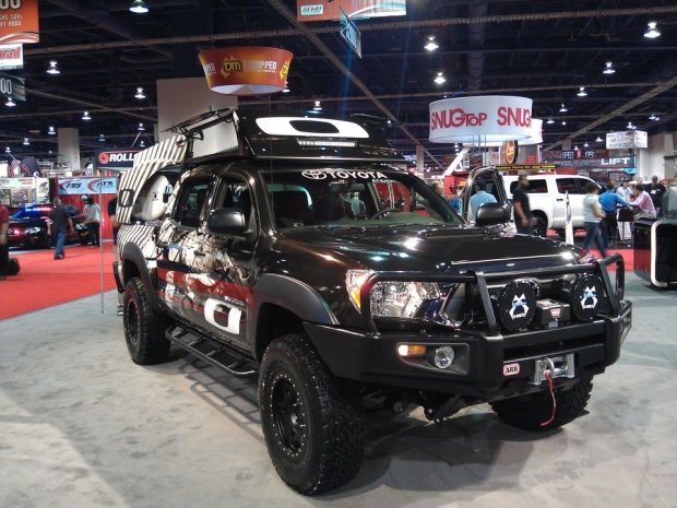 ToyotaTacomabyOakley_620x465_453ca01b87fb9b56ba3e224112503566ab2bf927.jpg