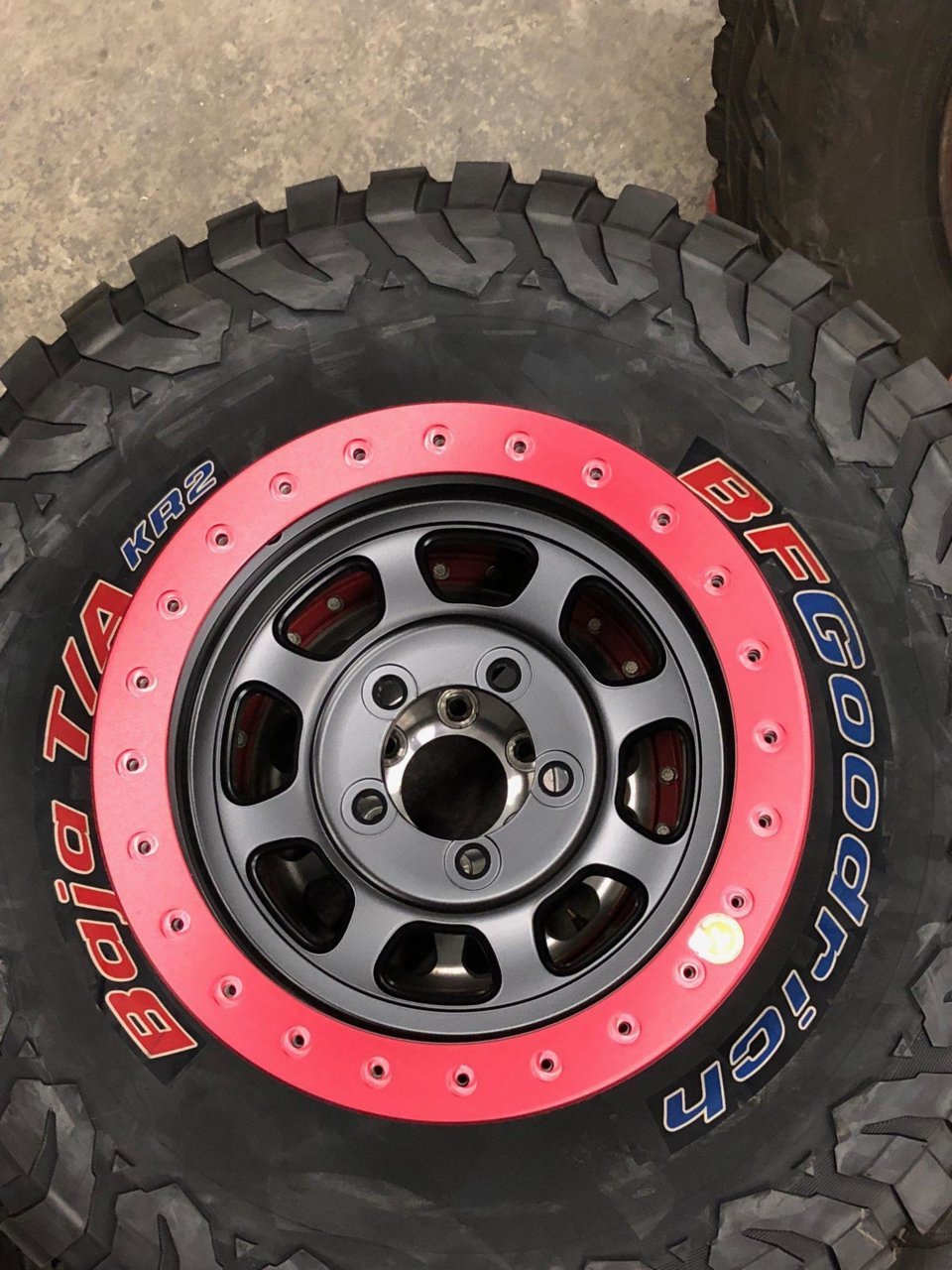 TR Bead locks BFG KR2.jpg