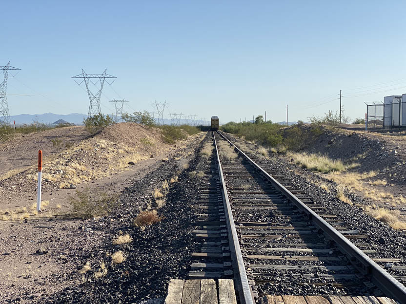 tracks.jpg