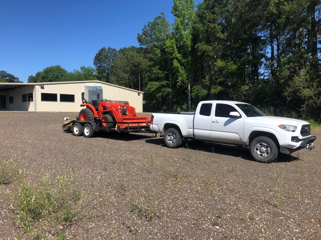 tractor.jpg