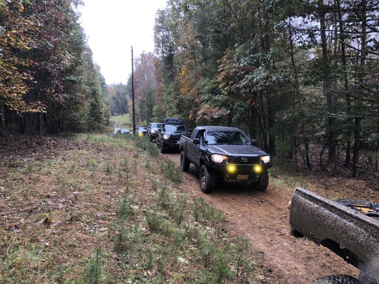 trail caravan at 3pooches.jpg