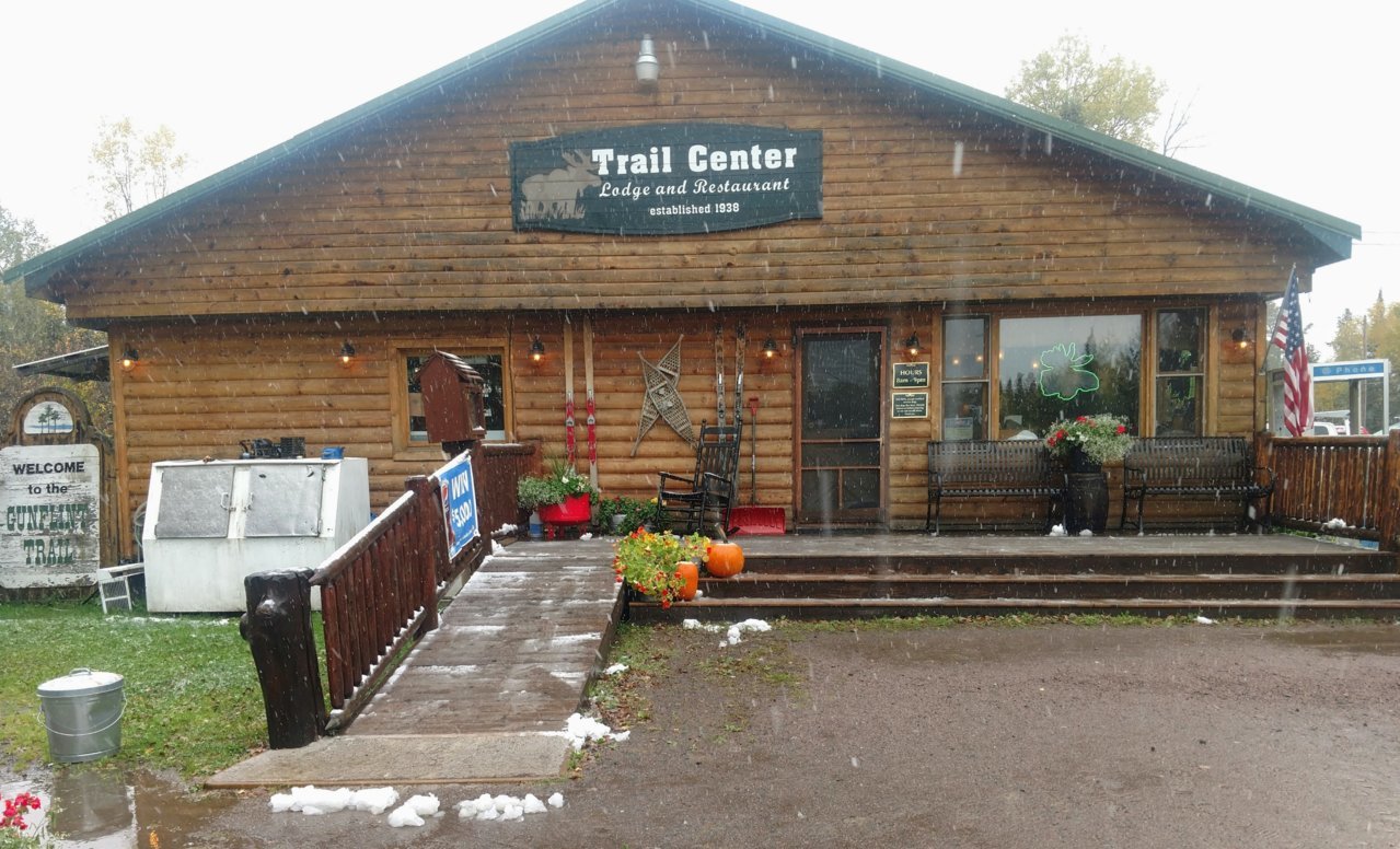 trail lodge oct3.jpg